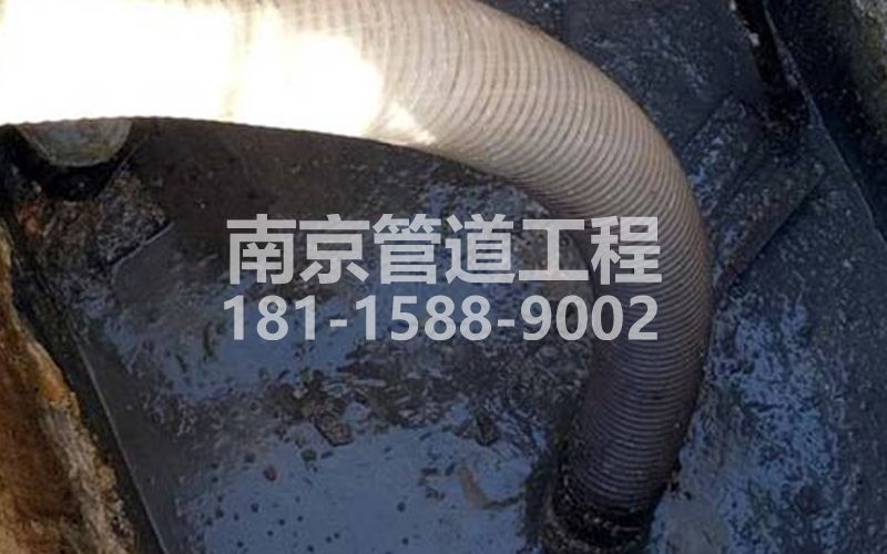 213仙鹤山庄抽粪